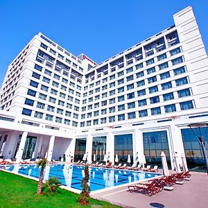 The Green Park Pendik Hotel y Centro de Convenciones